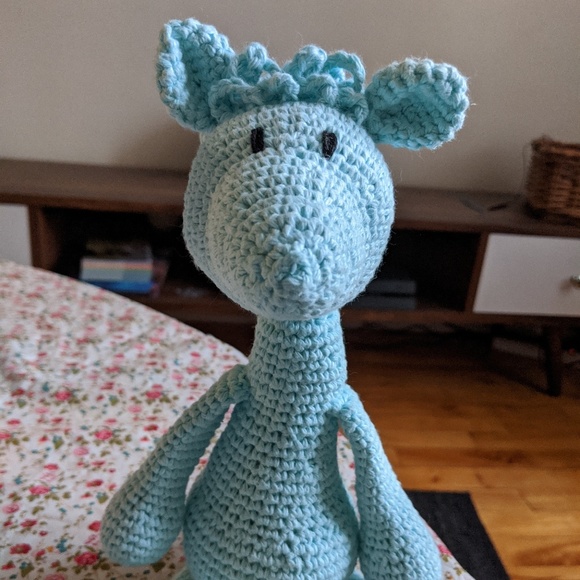 Meet your Posher, Cecile - Picture 1 of 1